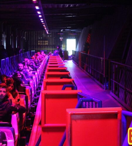 Bobbejaanland investeert één miljoen euro in unieke indoor coaster Revolution